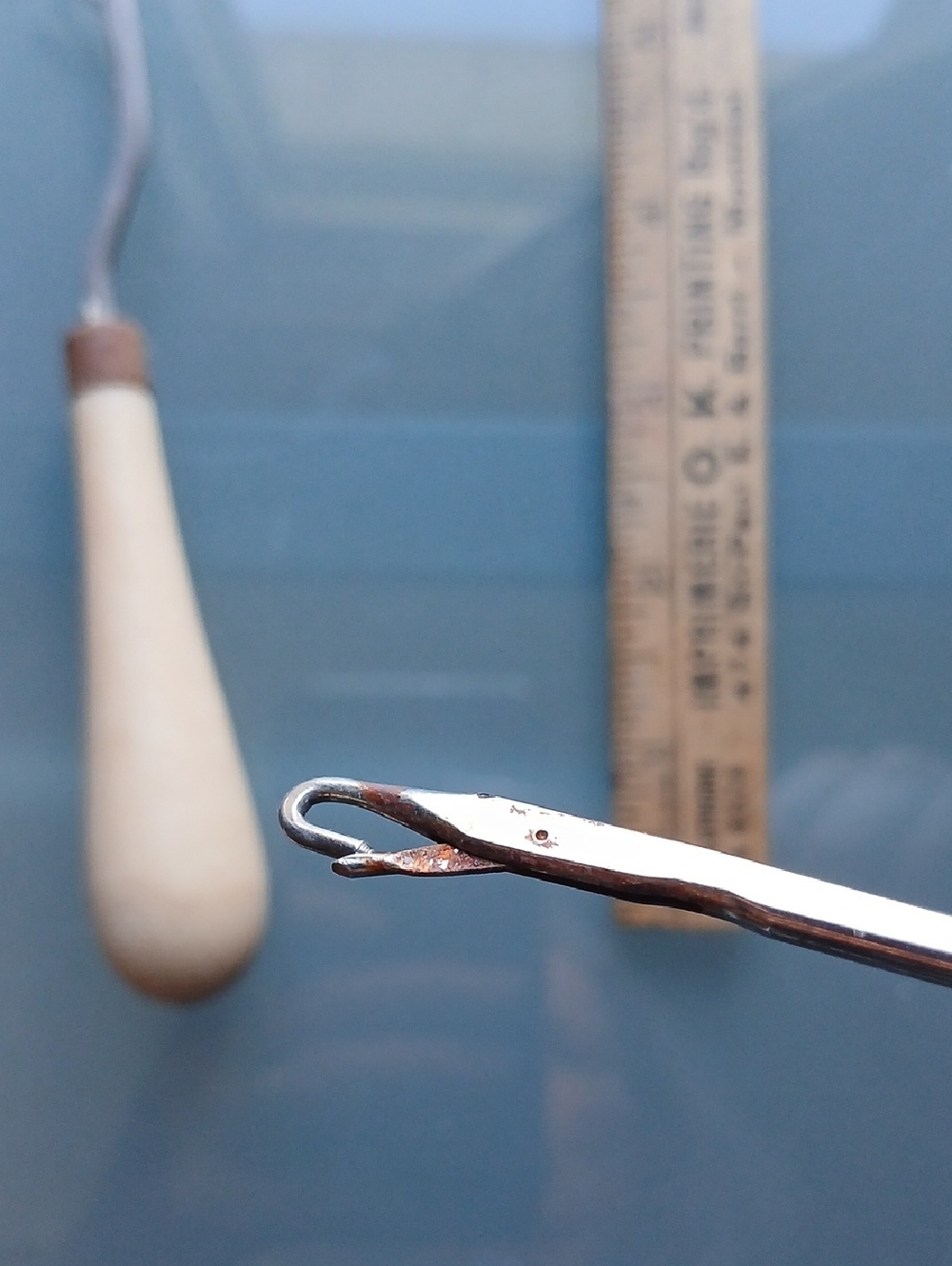 Latch hook tools - Picture 3 of 3